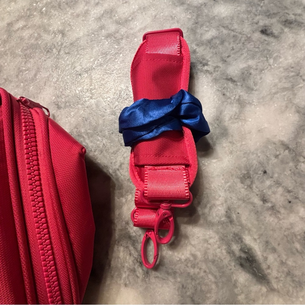 Calpak Hot Pink Travel Duffle Bag - Picture 7 of 11